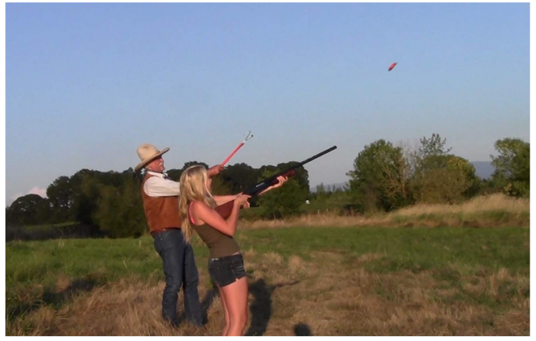 Hand Clay Pigeon Thrower Guide [Best Hand held clay pigeon throwers]
