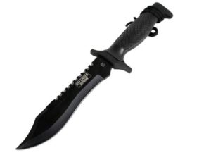 Defender Xtreme Hunting Knives